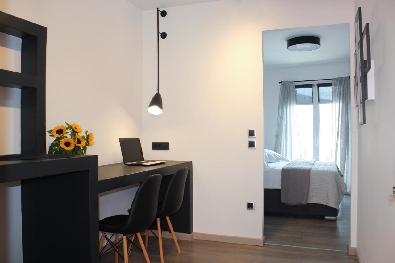 A & B Minimal Suite With Sea View In Argostoli Esterno foto